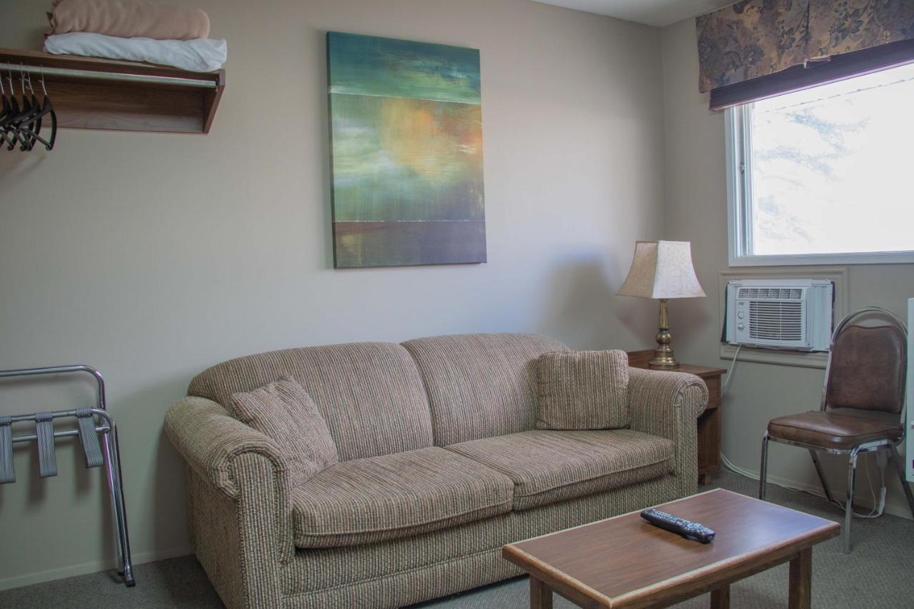 Prairie Oasis Tourist Complex Motel 2*